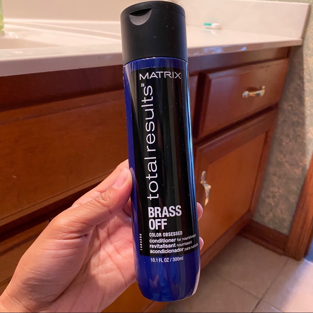 MATRIX BRASS OFF SHAMPOO & CONDITIONER